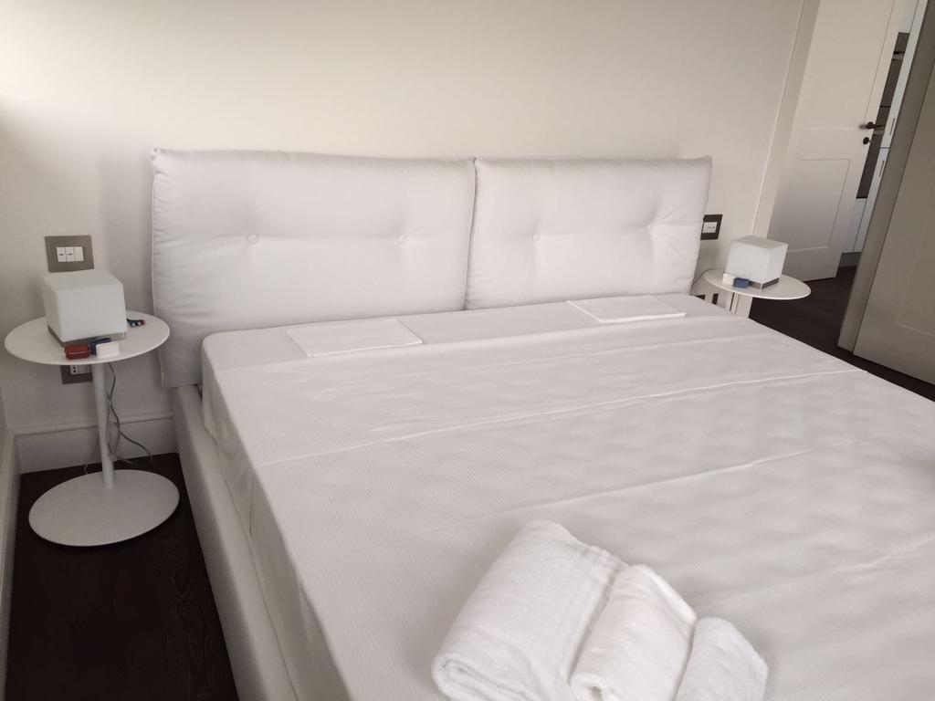 Hemeras Boutique Homes - Design Flats Near The City Center Milano Eksteriør bilde