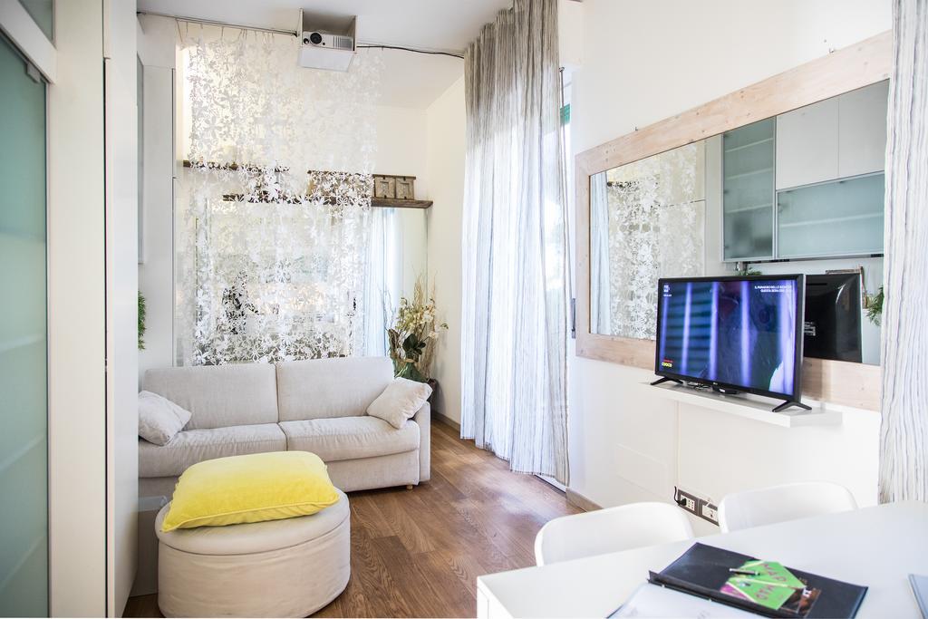 Hemeras Boutique Homes - Design Flats Near The City Center Milano Eksteriør bilde